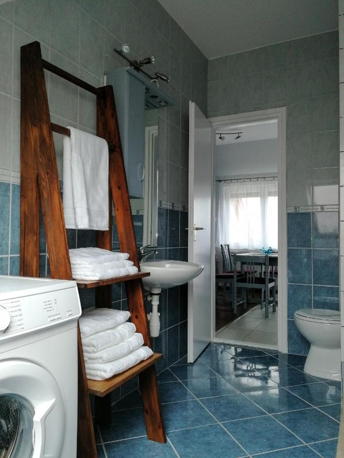 Ferienwohnung Blue Apartman Makó Exterior foto